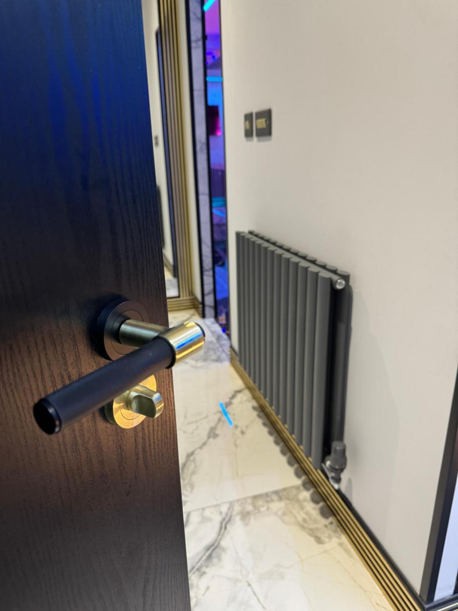 Highfield Private Spa Apartment ブラッドフォード エクステリア 写真