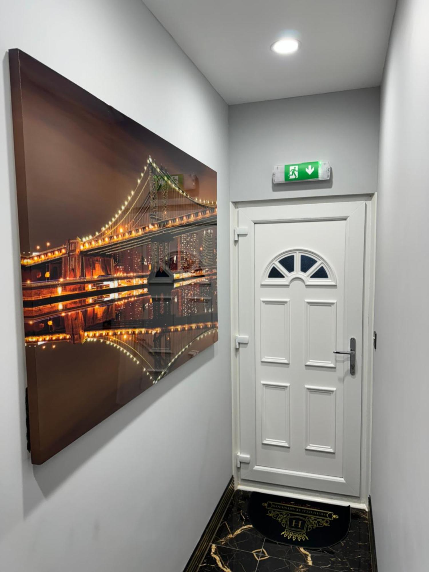 Highfield Private Spa Apartment ブラッドフォード エクステリア 写真