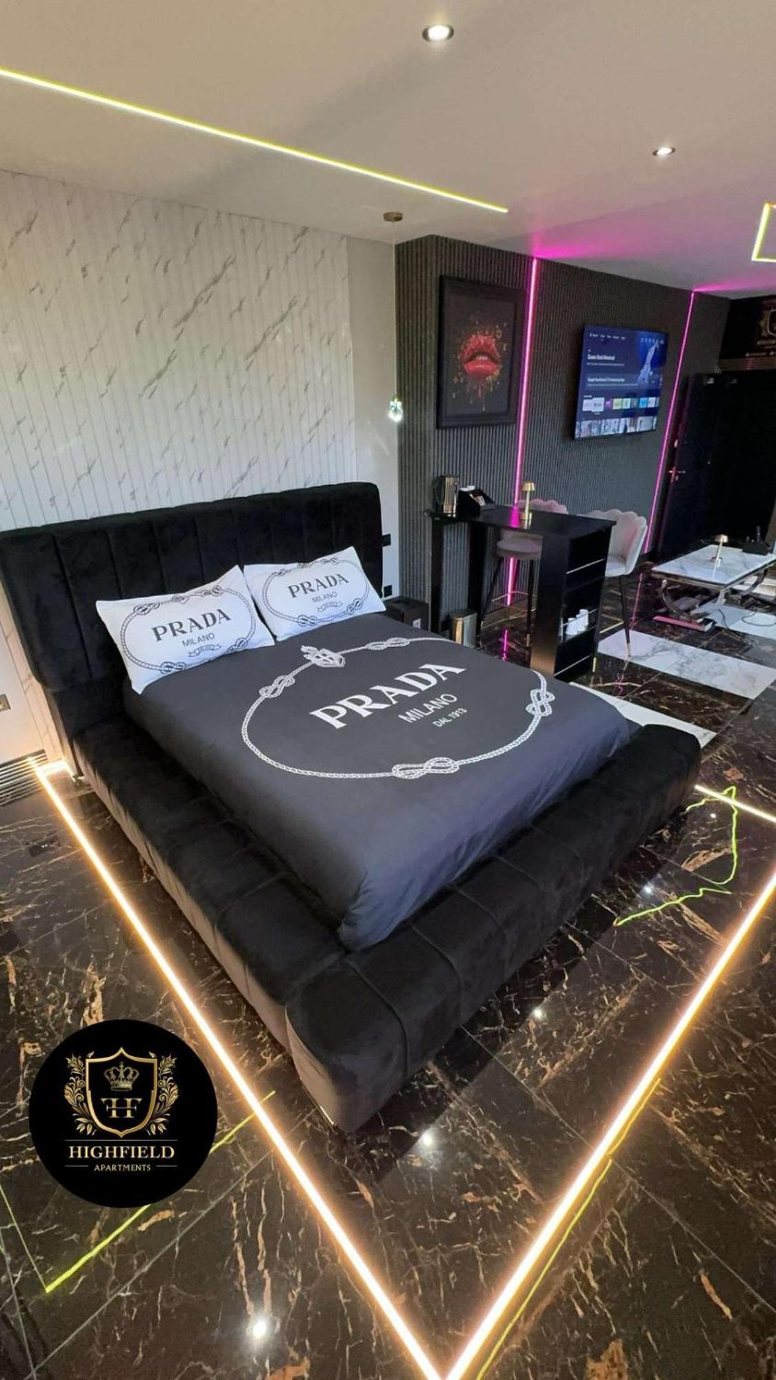 Highfield Private Spa Apartment ブラッドフォード エクステリア 写真